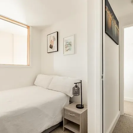Two Bedrooms Exquisite En-Suite Apartment Deansgate Manchester Exterior photo