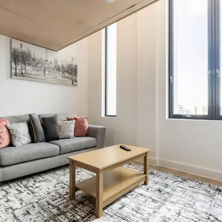 Two Bedrooms Exquisite En-Suite Apartment Deansgate Manchester Exterior photo